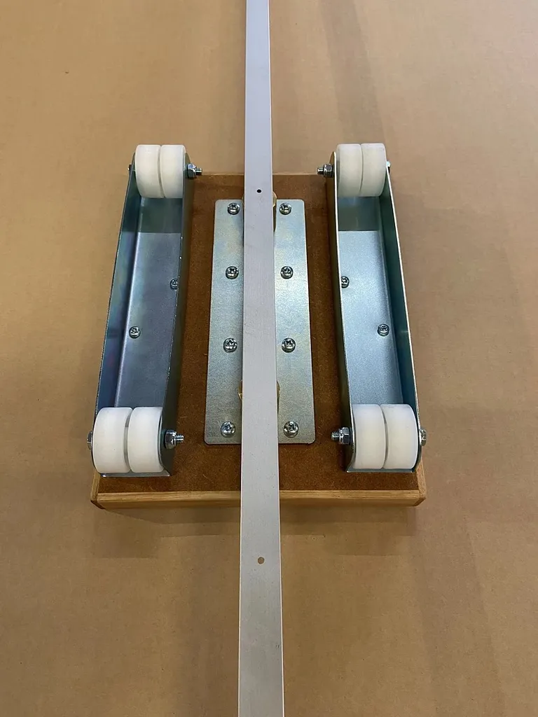 KISTETRALLE M/ STYRESKINNE