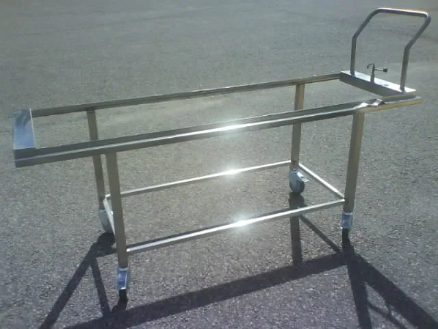 VOGN , FOR BÅREBRIKKE, M/ KJØREBØYLE