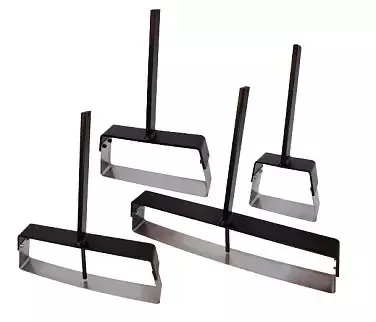 UGRASS-SKYFFEL, SKJÆRBLAD