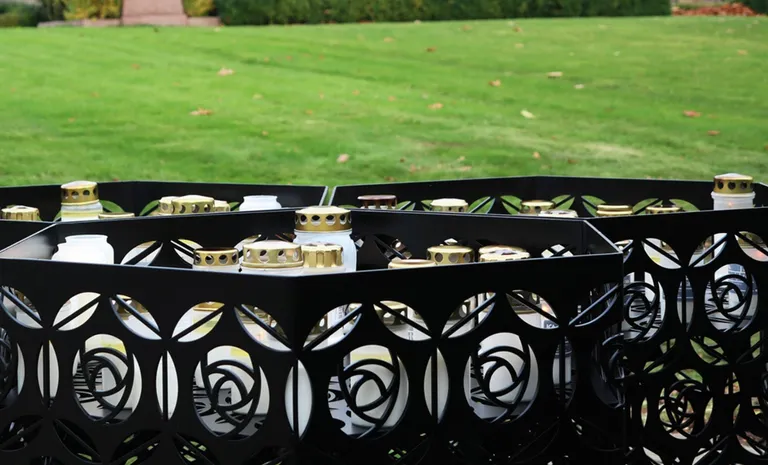 MINNELUND VASE OG LYSHOLDER HEXAGON "ROSE" H 75 CM